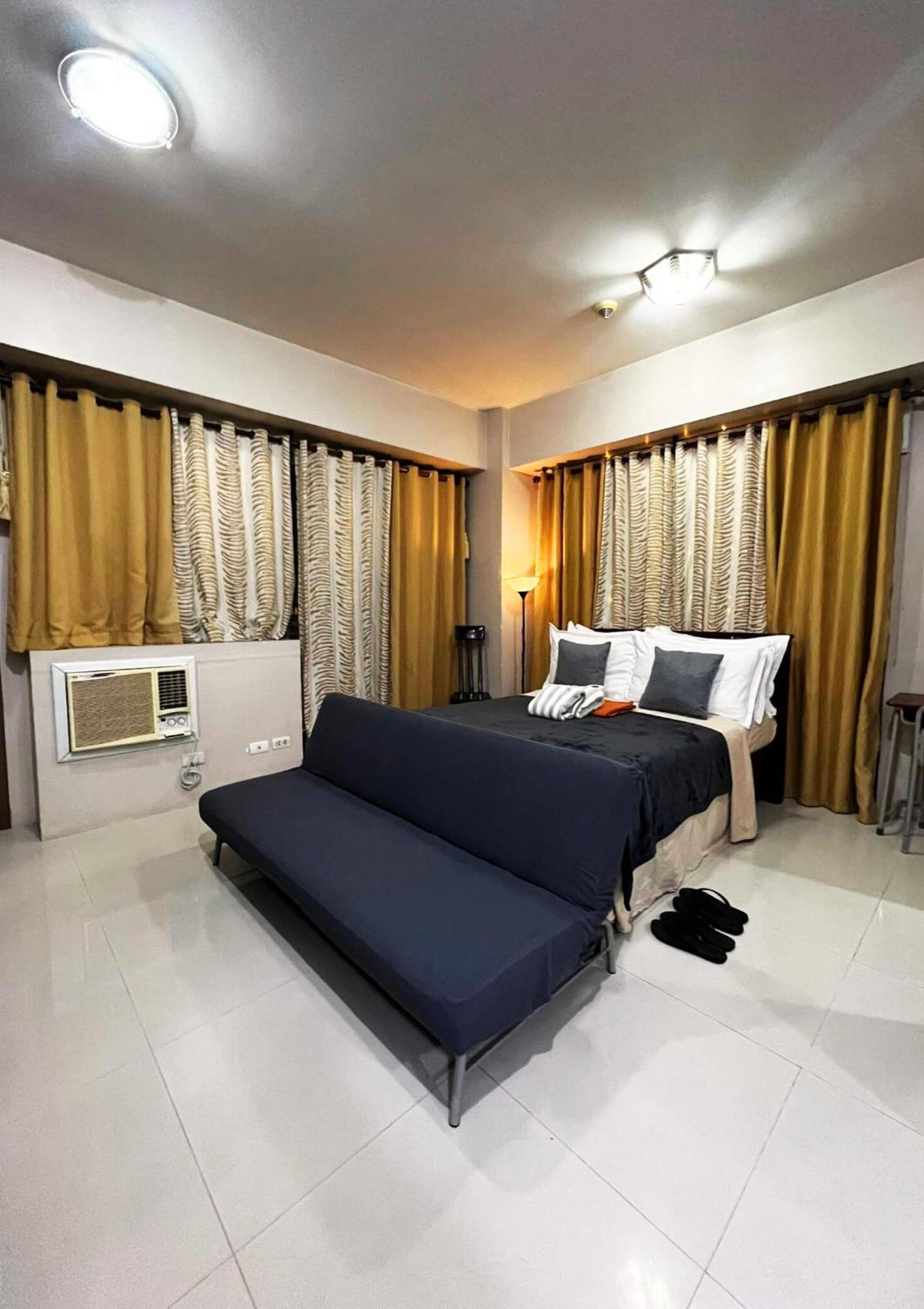 One Palm Tree Villas Condominium - Studio 7Th Fl With Balcony - Across Terminal 3 Airport Pasay Eksteriør bilde